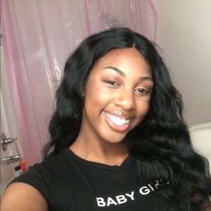 Meet your Posher, Jasmine